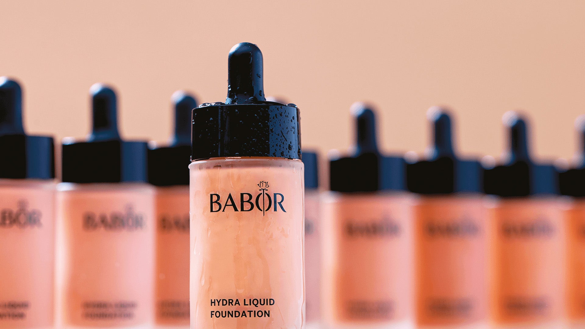 Fond de teint liquide Hydra par Babor Canada. Maquillage de haute qualité et qui soigne tout au long de la journée